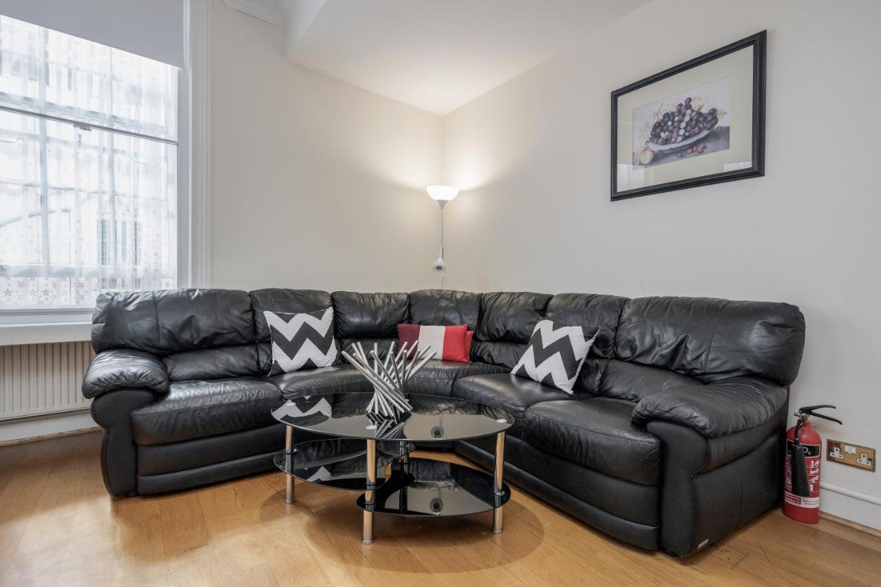Oxford Street Homestay ลอนดอน ภายนอก รูปภาพ