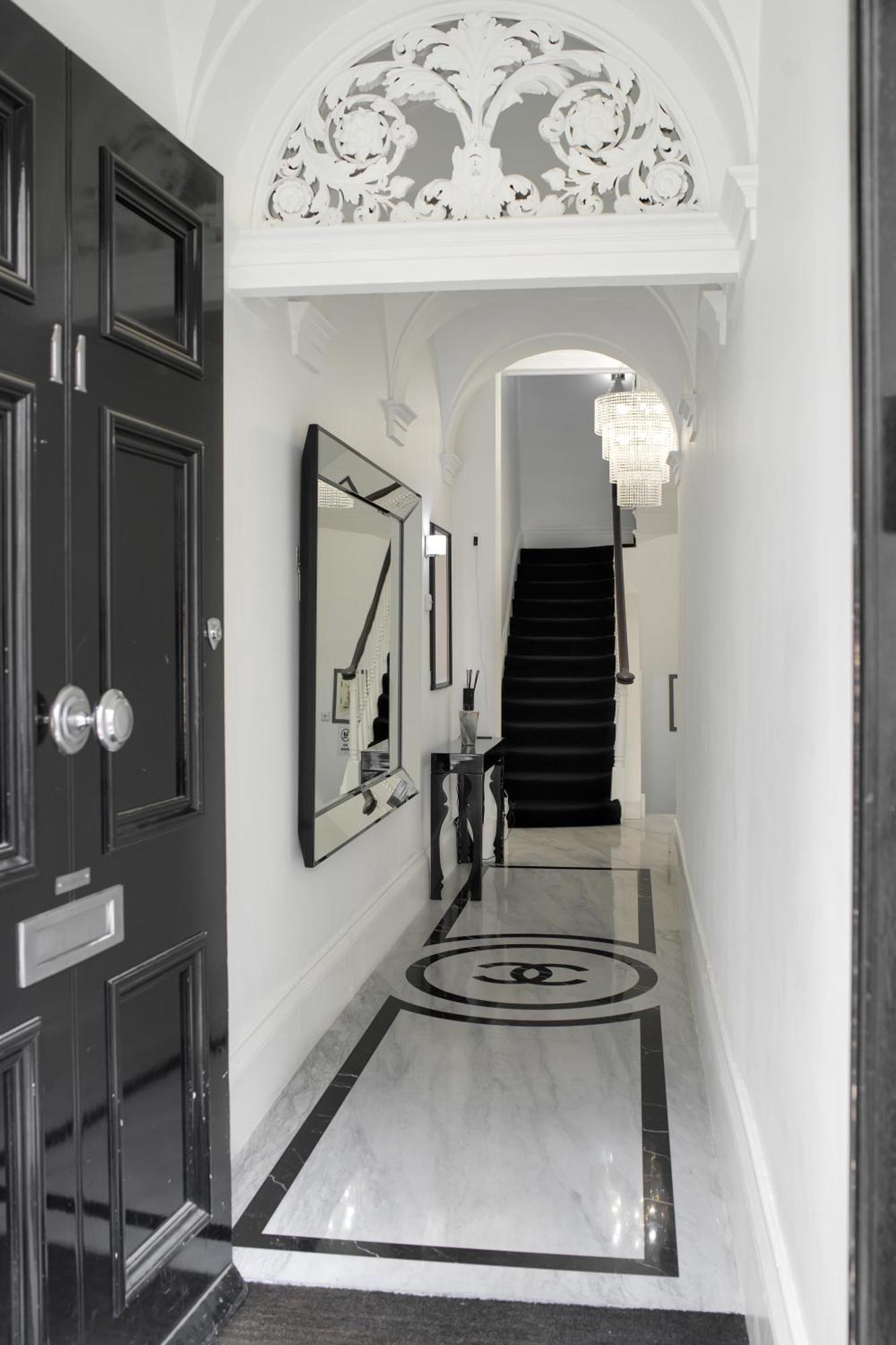 Oxford Street Homestay ลอนดอน ภายนอก รูปภาพ