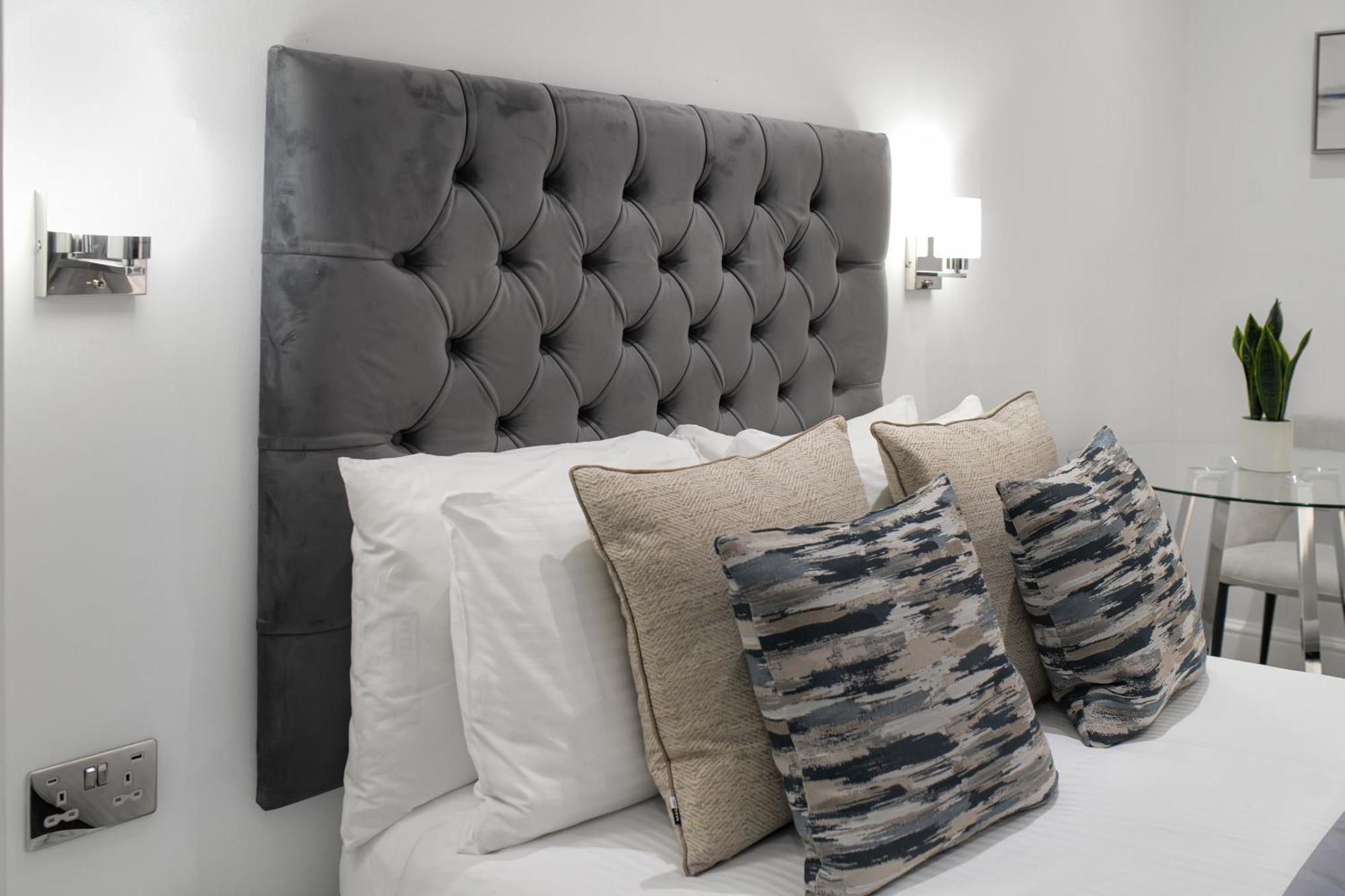 Oxford Street Homestay ลอนดอน ภายนอก รูปภาพ