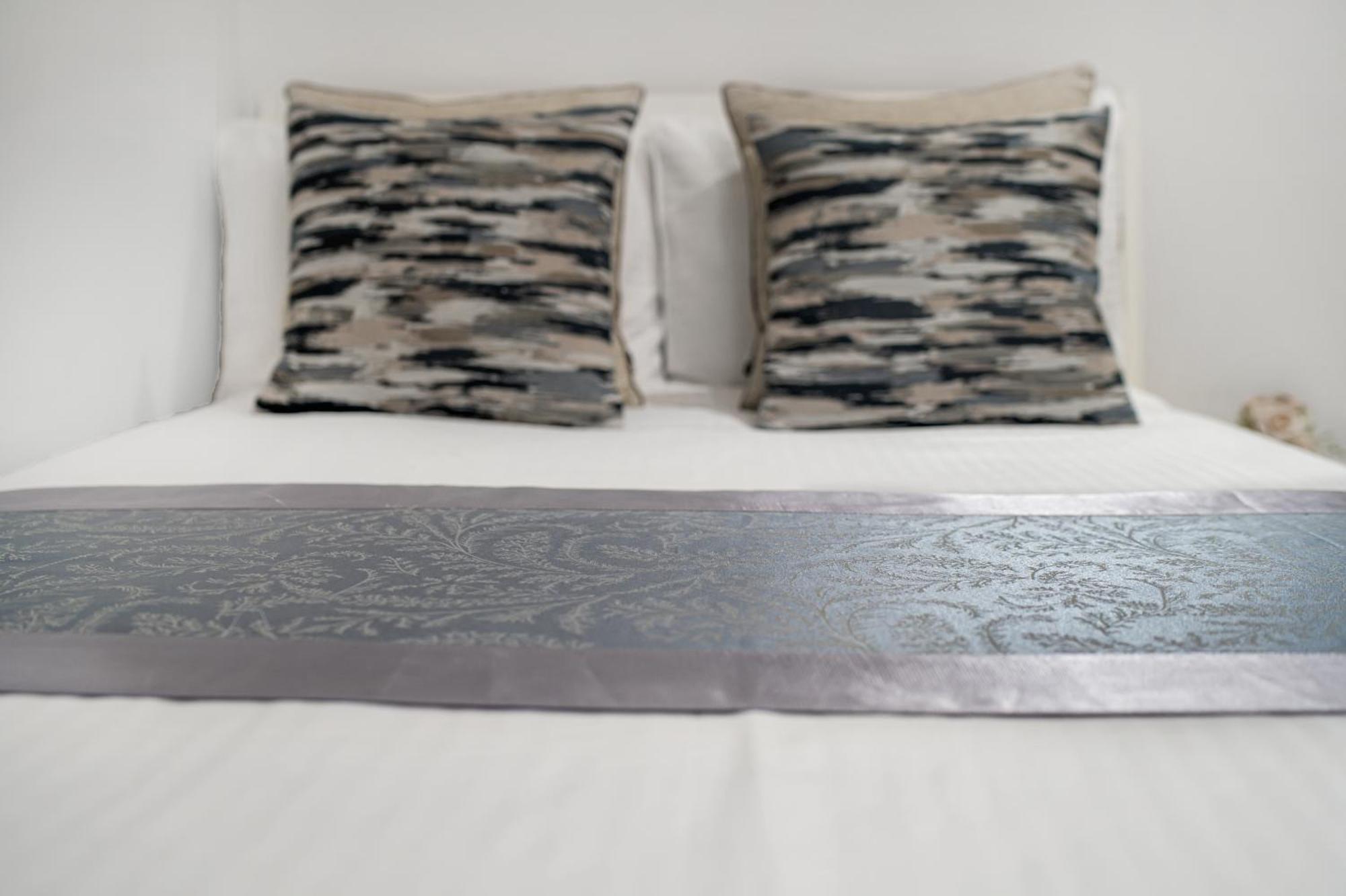 Oxford Street Homestay ลอนดอน ภายนอก รูปภาพ
